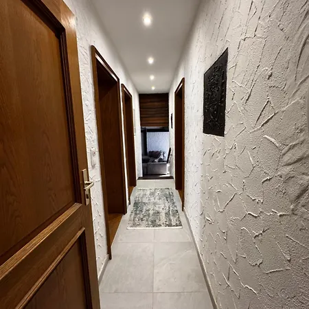 Aby Deluxe * Ροζενχάιμ